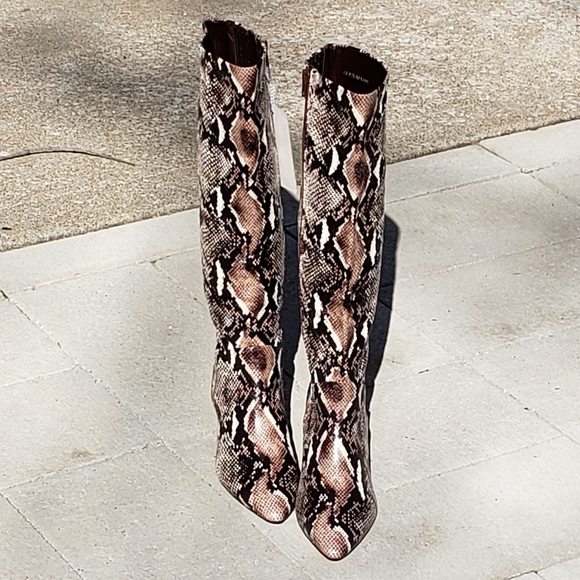 NEW Alex Marie Pamilla Python Snakeskin Leather Heeled Boots Reptile Spring - Picture 6 of 12